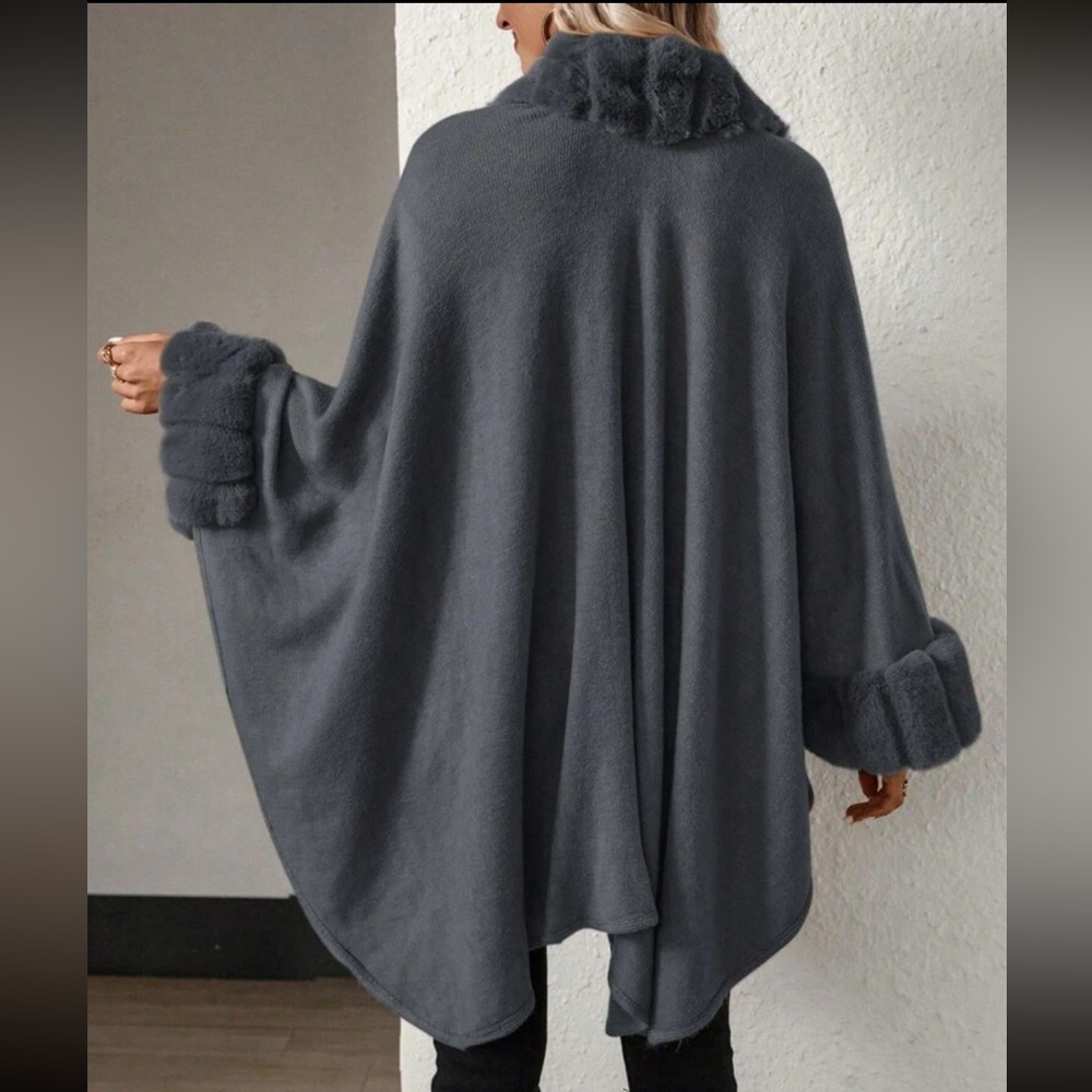 Cozy Fringe Open Front Cardigan Poncho - Picture 8 of 10